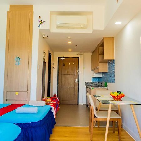 Oceanfront At Arterra, Fast Wifi, Nflix, Kitchen - H Or L Villa Lapu-Lapu City Eksteriør bilde