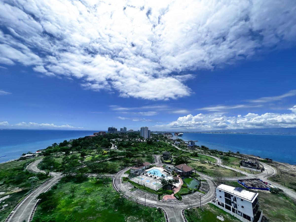 Oceanfront At Arterra, Fast Wifi, Nflix, Kitchen - H Or L Villa Lapu-Lapu City Eksteriør bilde